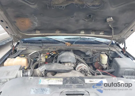 2000 Chevrolet Suburban 1500 Lt из США, поврежденный, VIN 3GNEC16T4YG127529